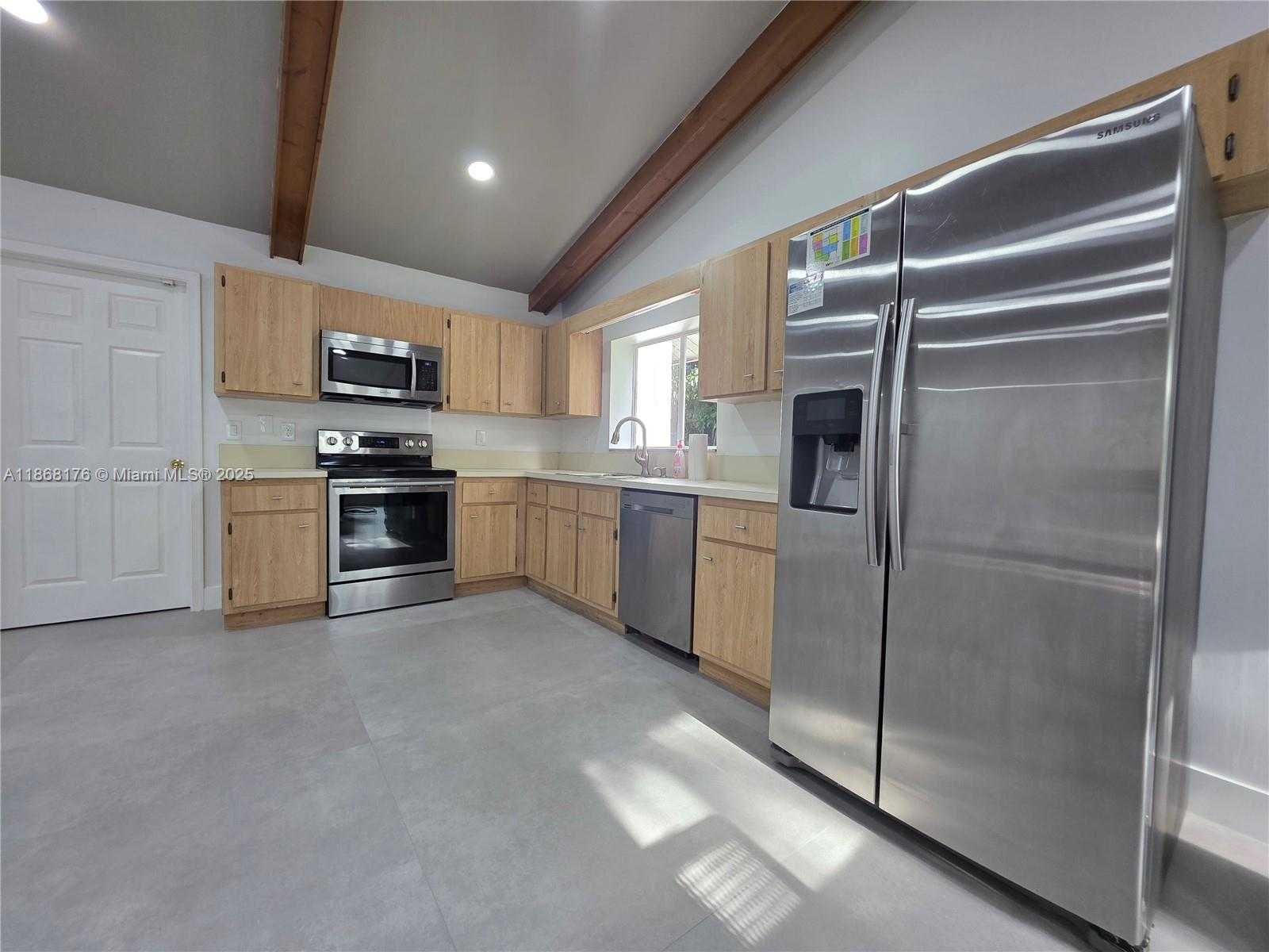 Small Image of 7761 NORTH WEST 4TH ST, Plantation Number 7