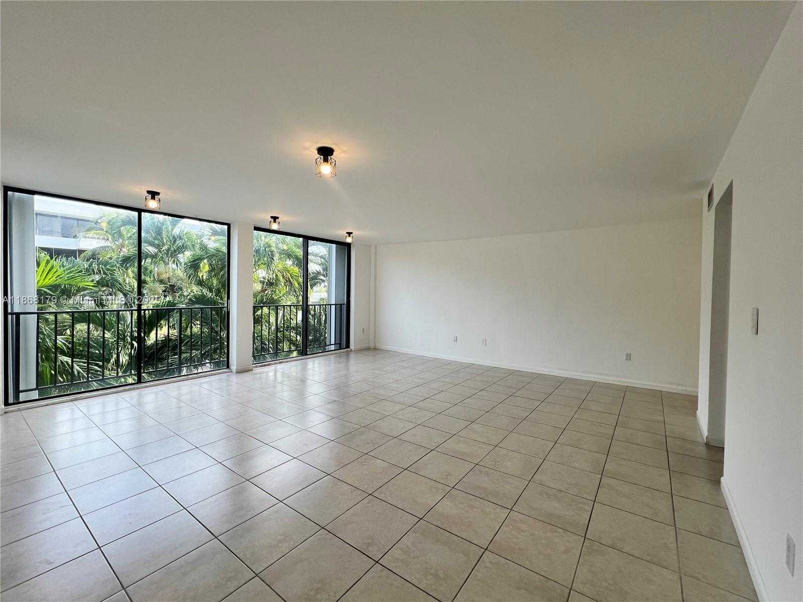 Small Image of 155 SUNRISE DR #3A, Key Biscayne Number 15