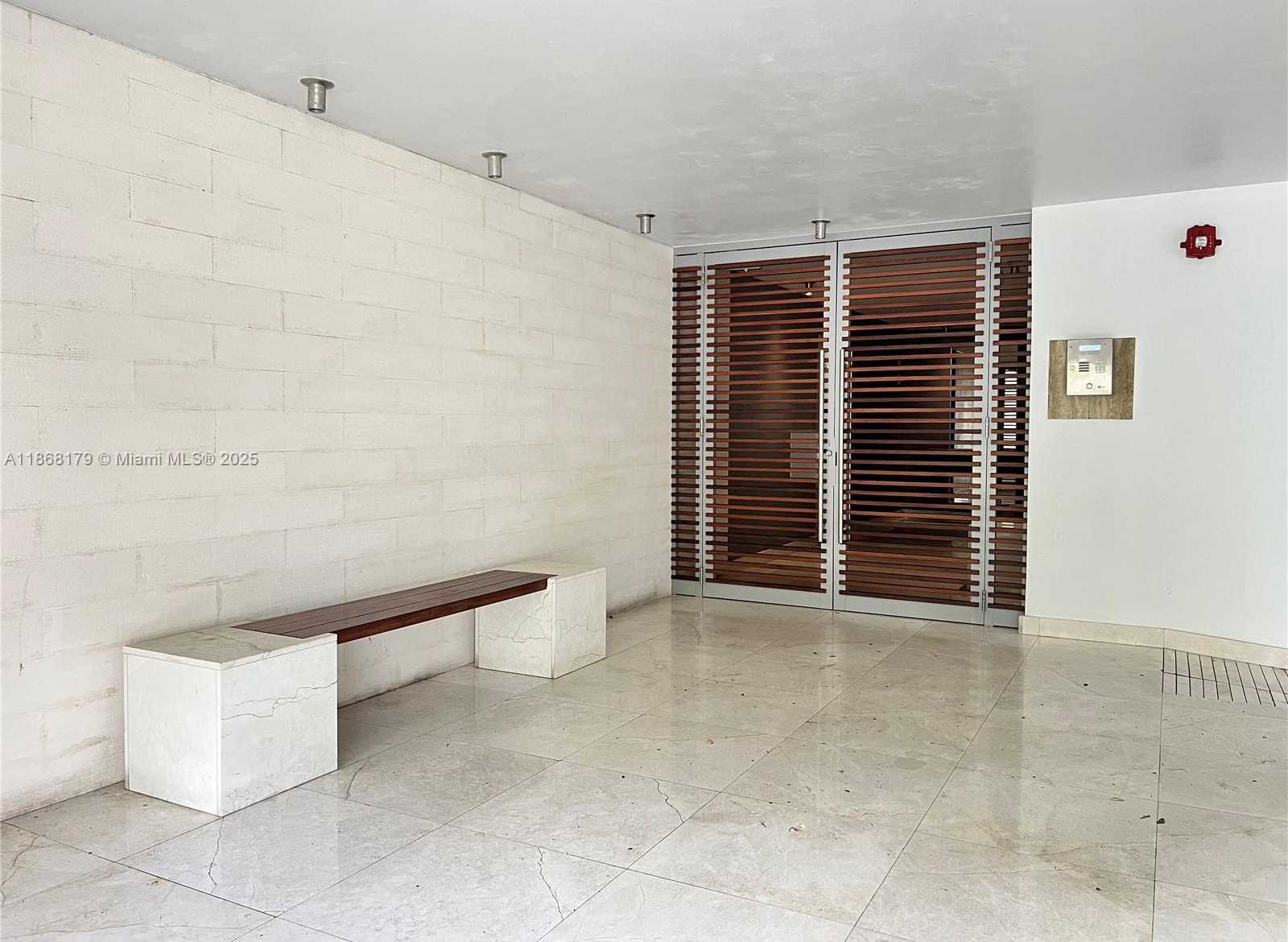 Small Image of 155 SUNRISE DR #3A, Key Biscayne Number 3