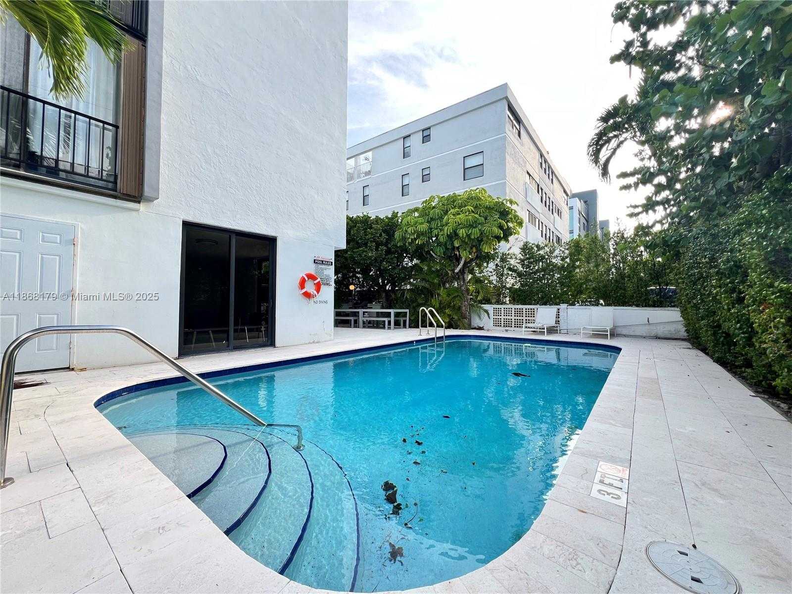 Small Image of 155 SUNRISE DR #3A, Key Biscayne Number 30