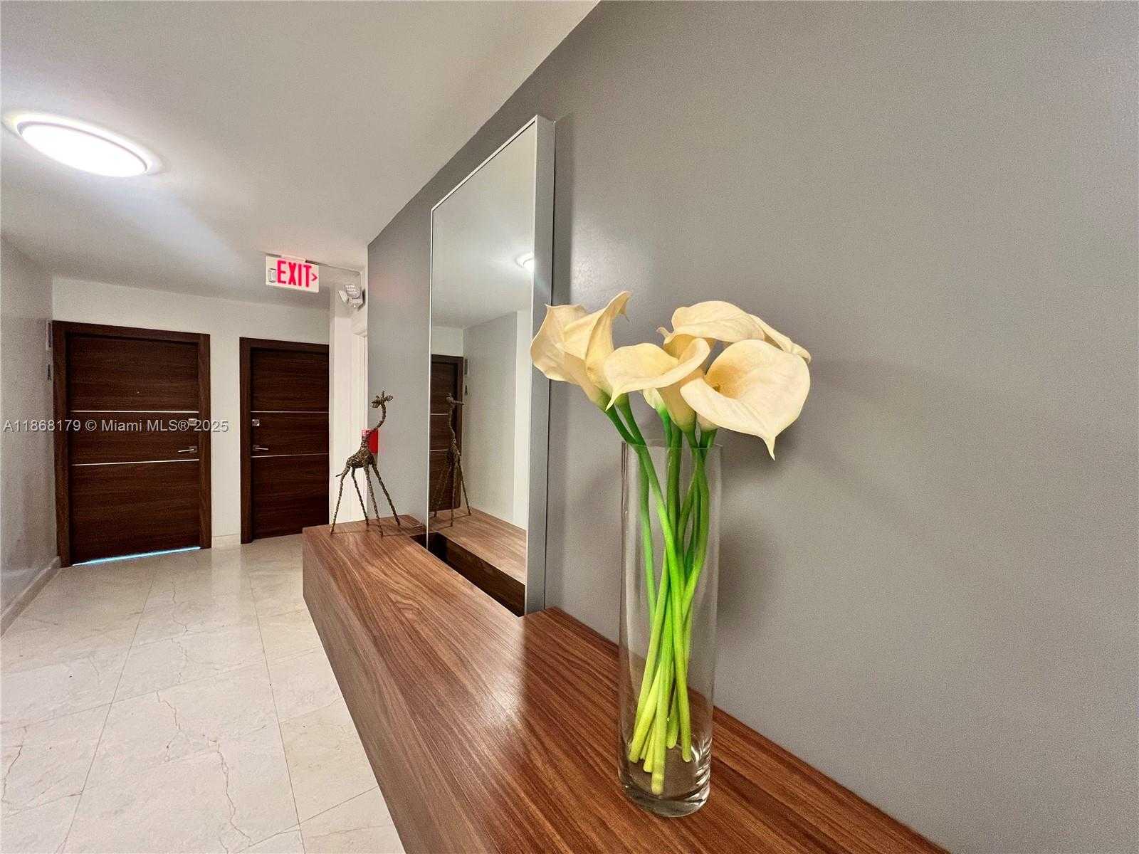 Small Image of 155 SUNRISE DR #3A, Key Biscayne Number 6