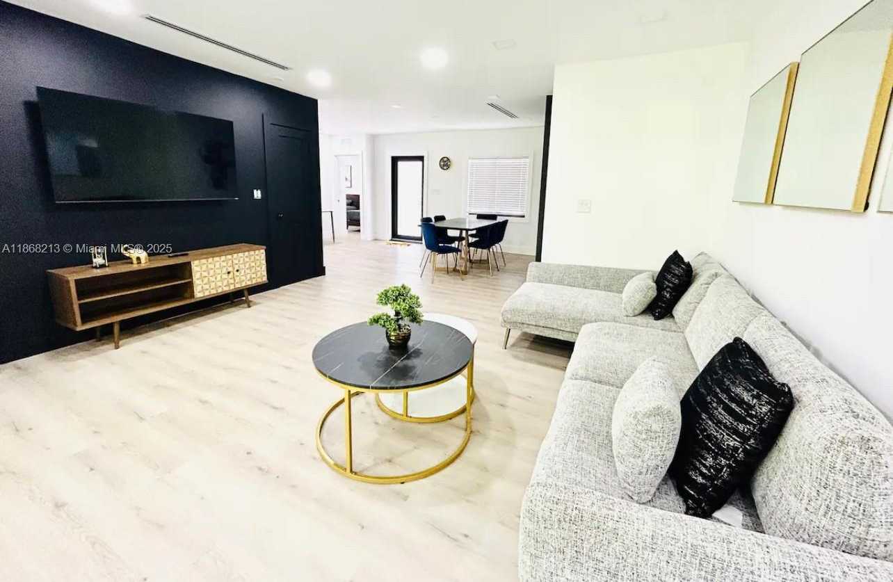 Small Image of 2723 SOUTH WEST 13TH ST #2723, Miami Number 3