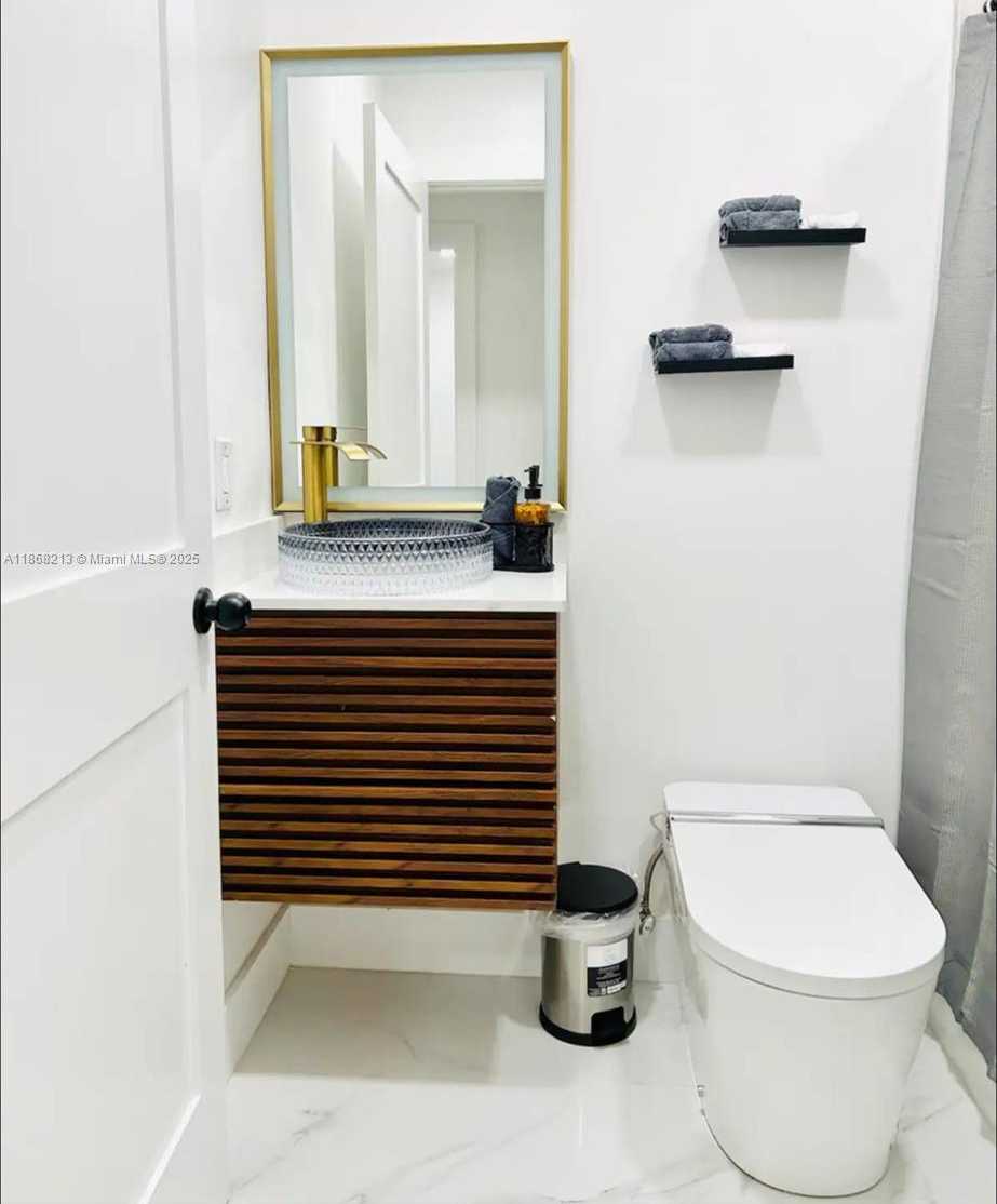 Small Image of 2723 SOUTH WEST 13TH ST #2723, Miami Number 9