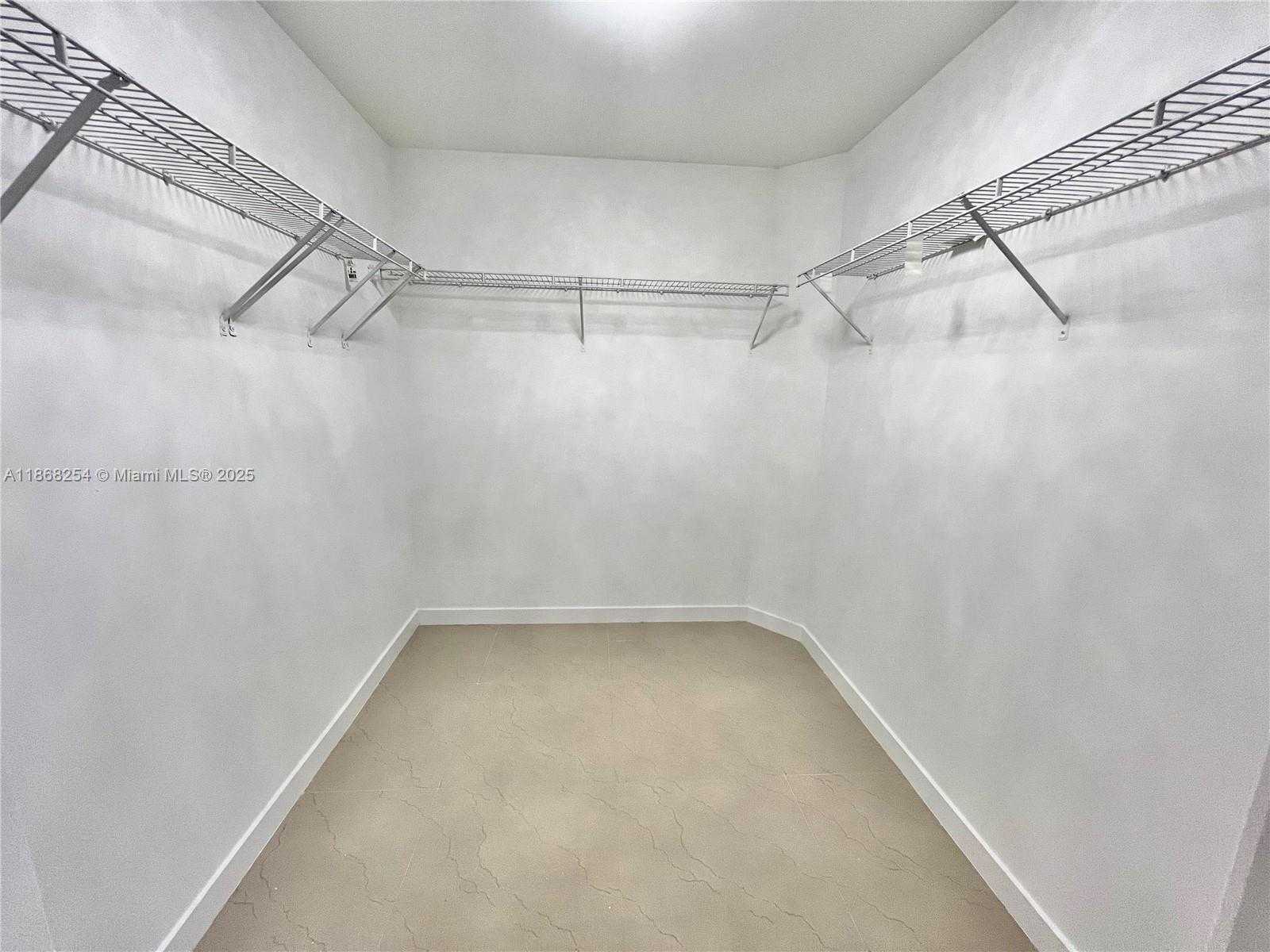 Small Image of 300 SOUTH BISCAYNE BLVD #3710, Miami Number 12