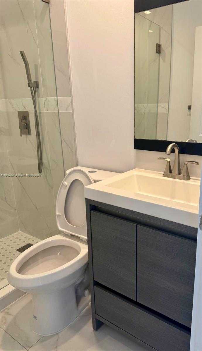 Small Image of 9635 HAITIAN DR, Cutler Bay Number 6