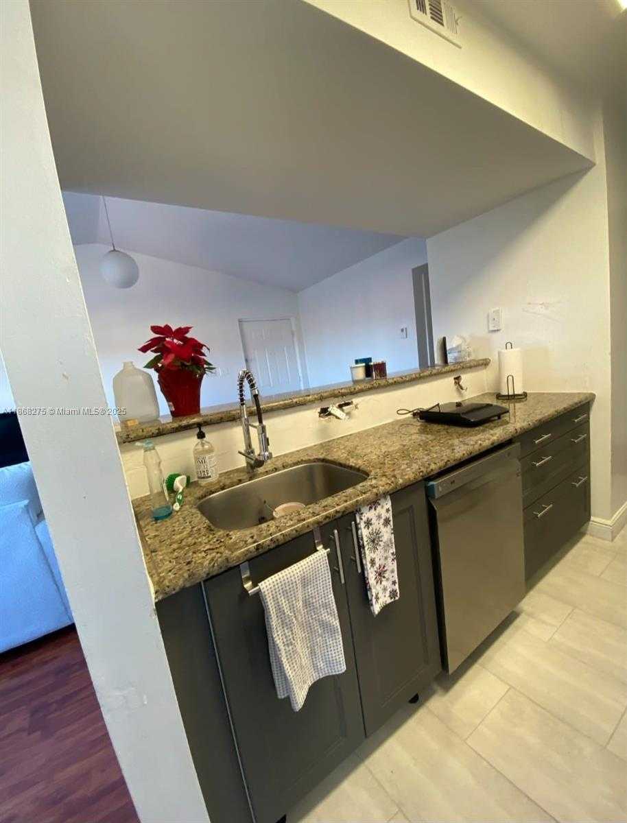 Small Image of 15320 SOUTH WEST 106TH TER #1112, Miami Number 3
