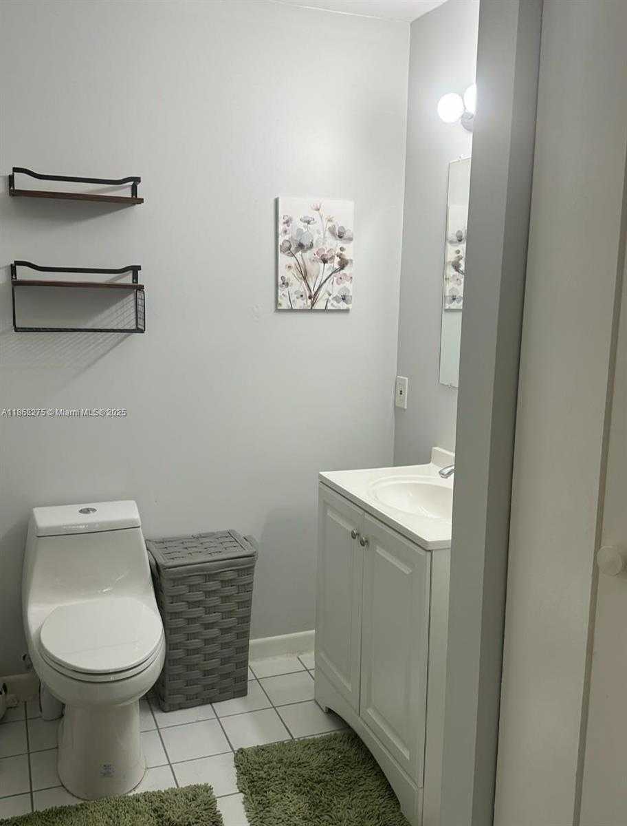 Small Image of 15320 SOUTH WEST 106TH TER #1112, Miami Number 8