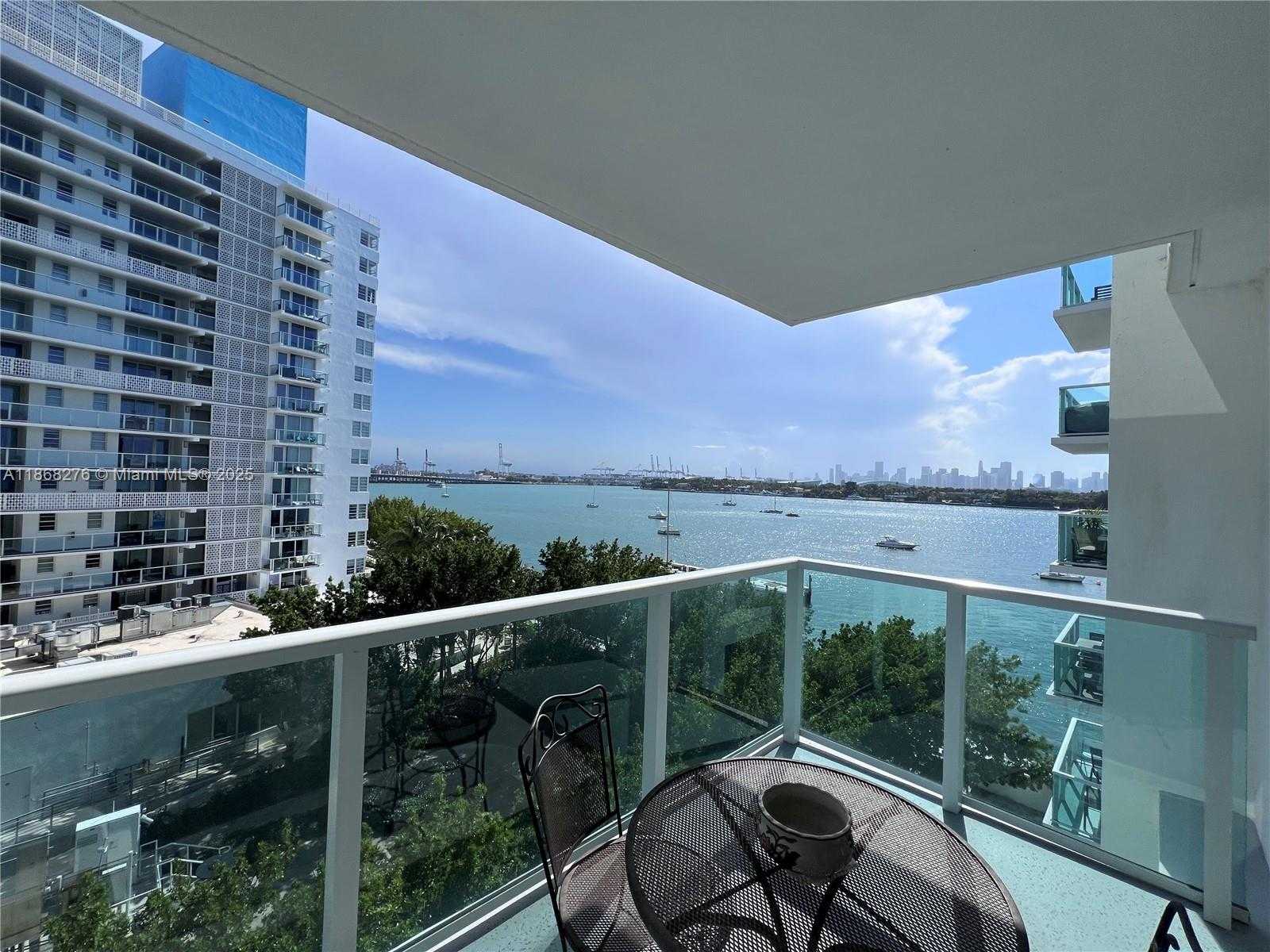 Small Image of 1000 WEST AVE #526, Miami Beach Number 17