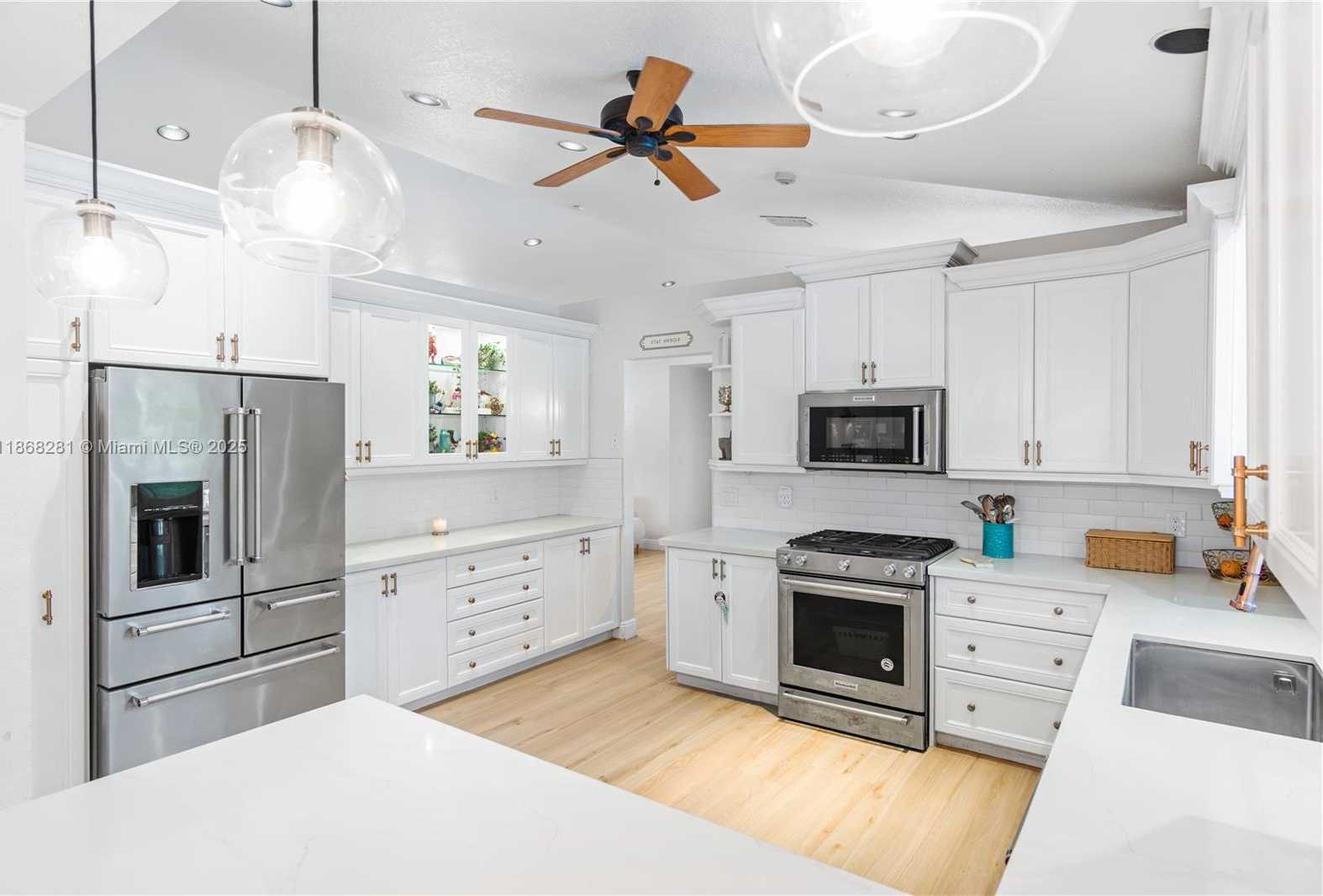 Small Image of 16550 SOUTH WEST 77TH CT, Palmetto Bay Number 16