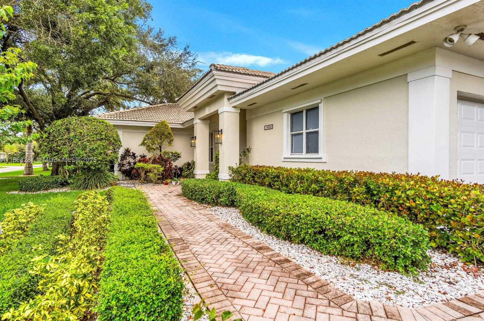 Small Image of 16550 SOUTH WEST 77TH CT, Palmetto Bay Number 45