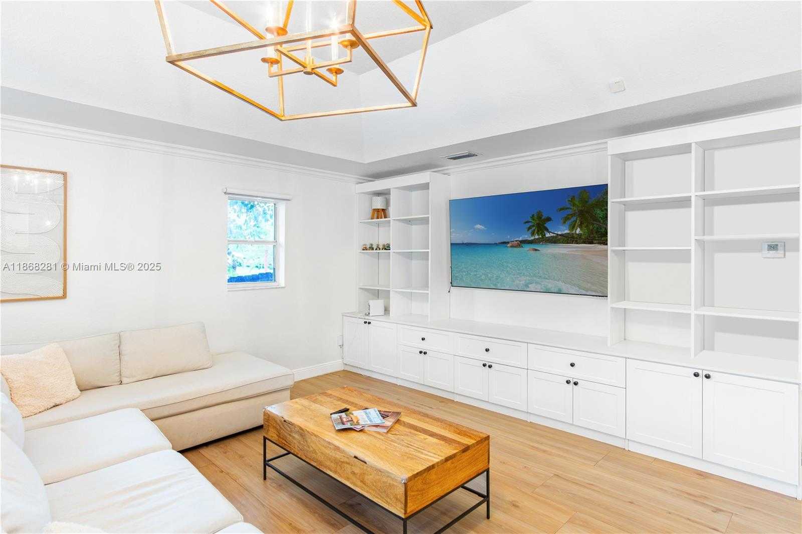 Small Image of 16550 SOUTH WEST 77TH CT, Palmetto Bay Number 5