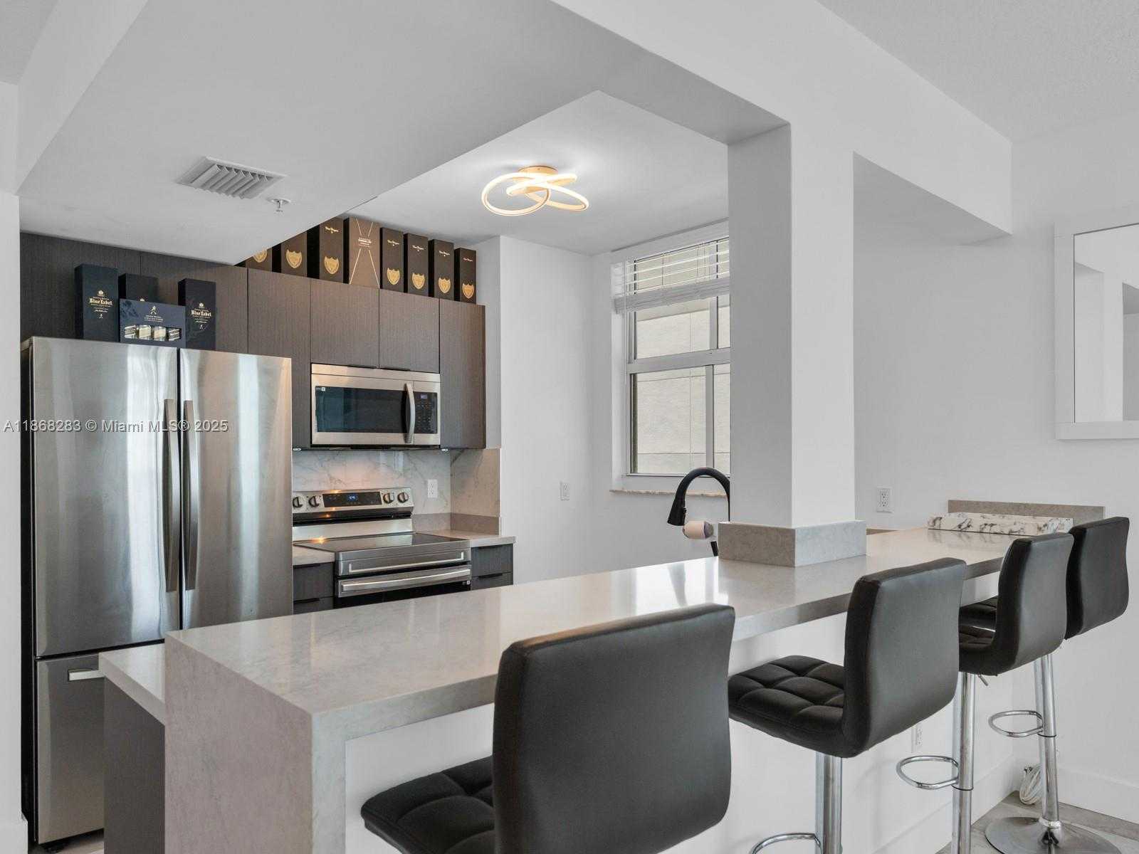 Small Image of 1250 NORTH MIAMI AVE #1315, Miami Number 10