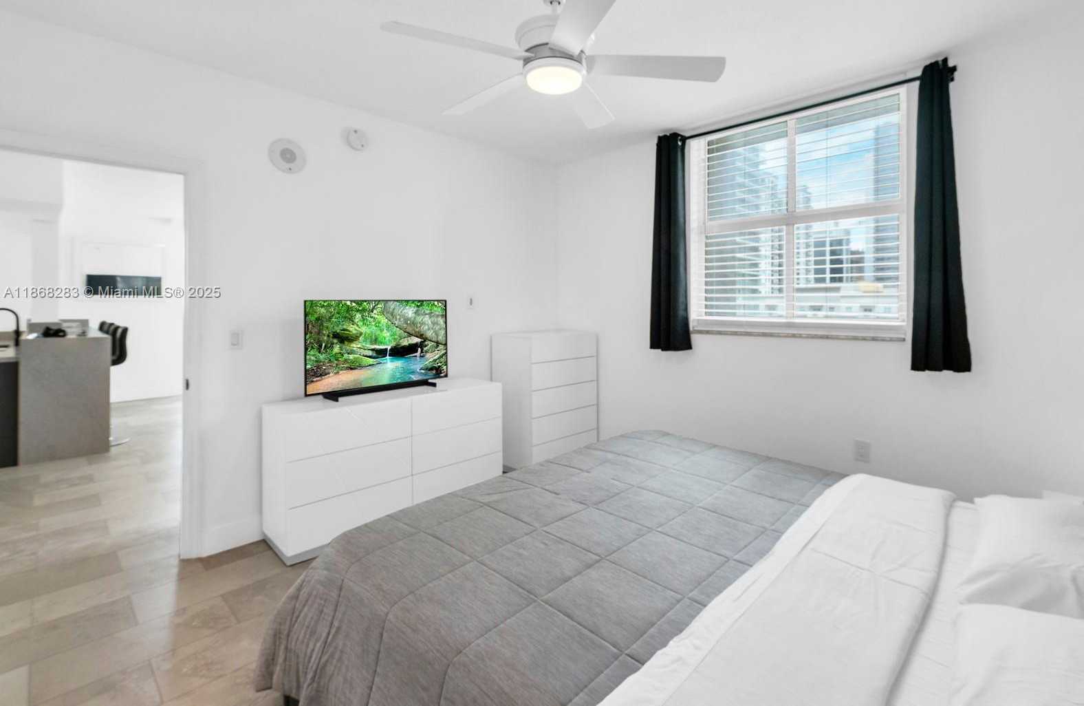 Small Image of 1250 NORTH MIAMI AVE #1315, Miami Number 16