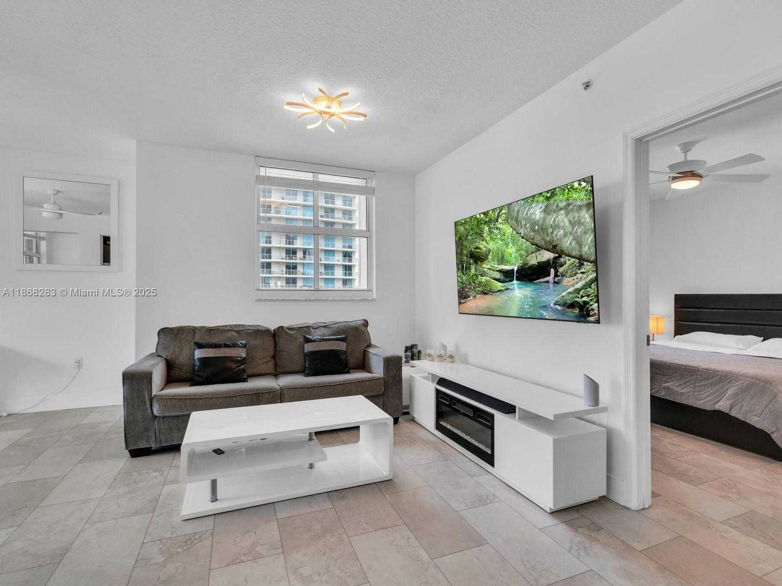Small Image of 1250 NORTH MIAMI AVE #1315, Miami Number 2