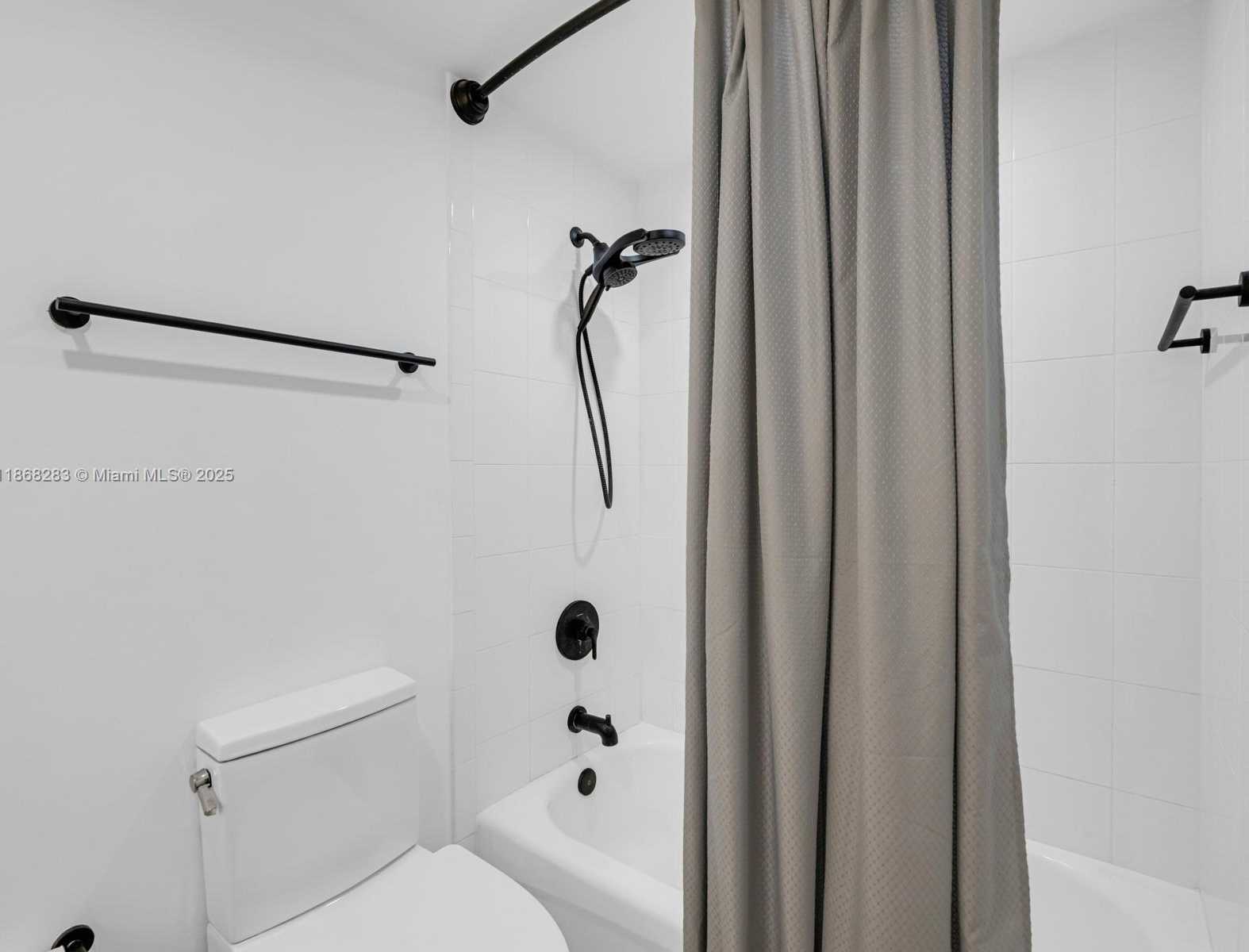 Small Image of 1250 NORTH MIAMI AVE #1315, Miami Number 21