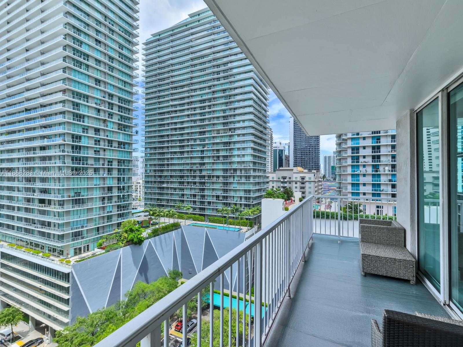 Small Image of 1250 NORTH MIAMI AVE #1315, Miami Number 29
