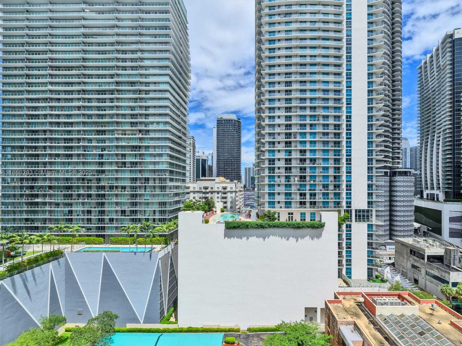 Small Image of 1250 NORTH MIAMI AVE #1315, Miami Number 33