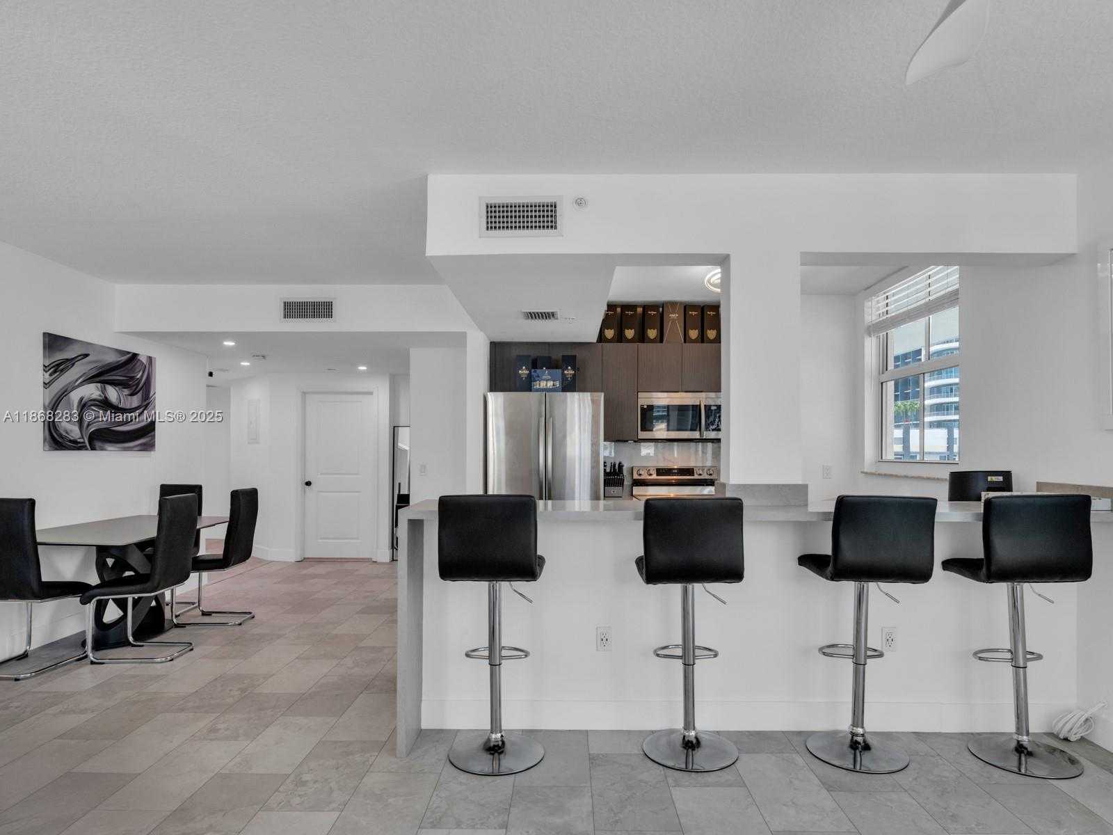 Small Image of 1250 NORTH MIAMI AVE #1315, Miami Number 9