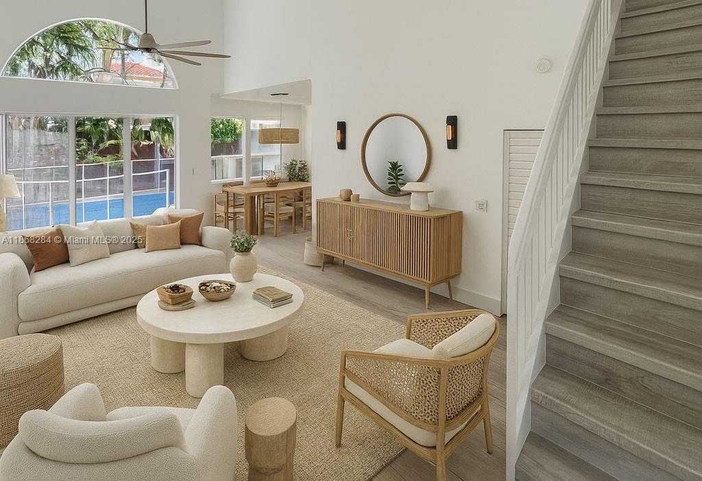 Small Image of 725 NORTH WEST 156TH AVE #725, Pembroke Pines Number 2