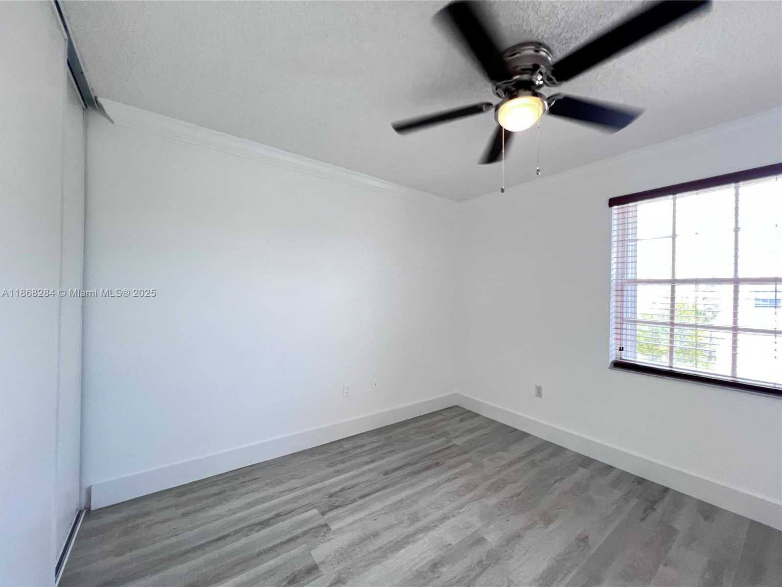 Small Image of 725 NORTH WEST 156TH AVE #725, Pembroke Pines Number 34