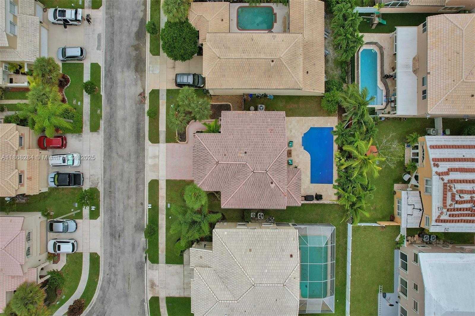 Small Image of 725 NORTH WEST 156TH AVE #725, Pembroke Pines Number 44