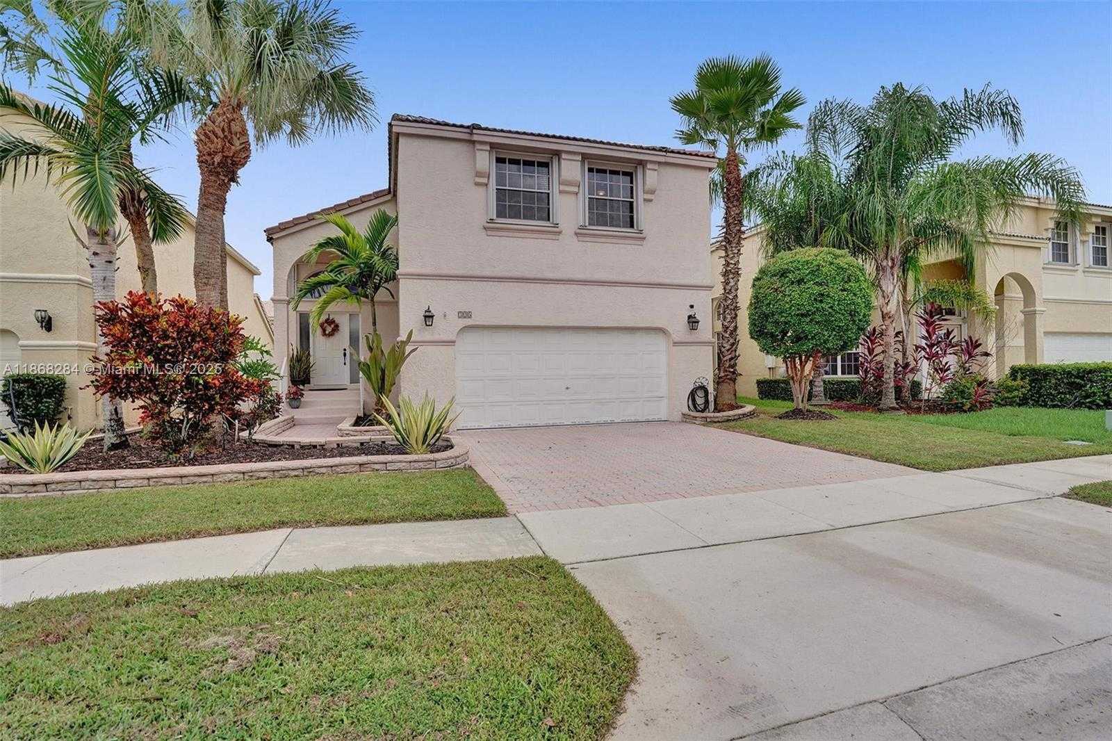 Small Image of 725 NORTH WEST 156TH AVE #725, Pembroke Pines Number 47
