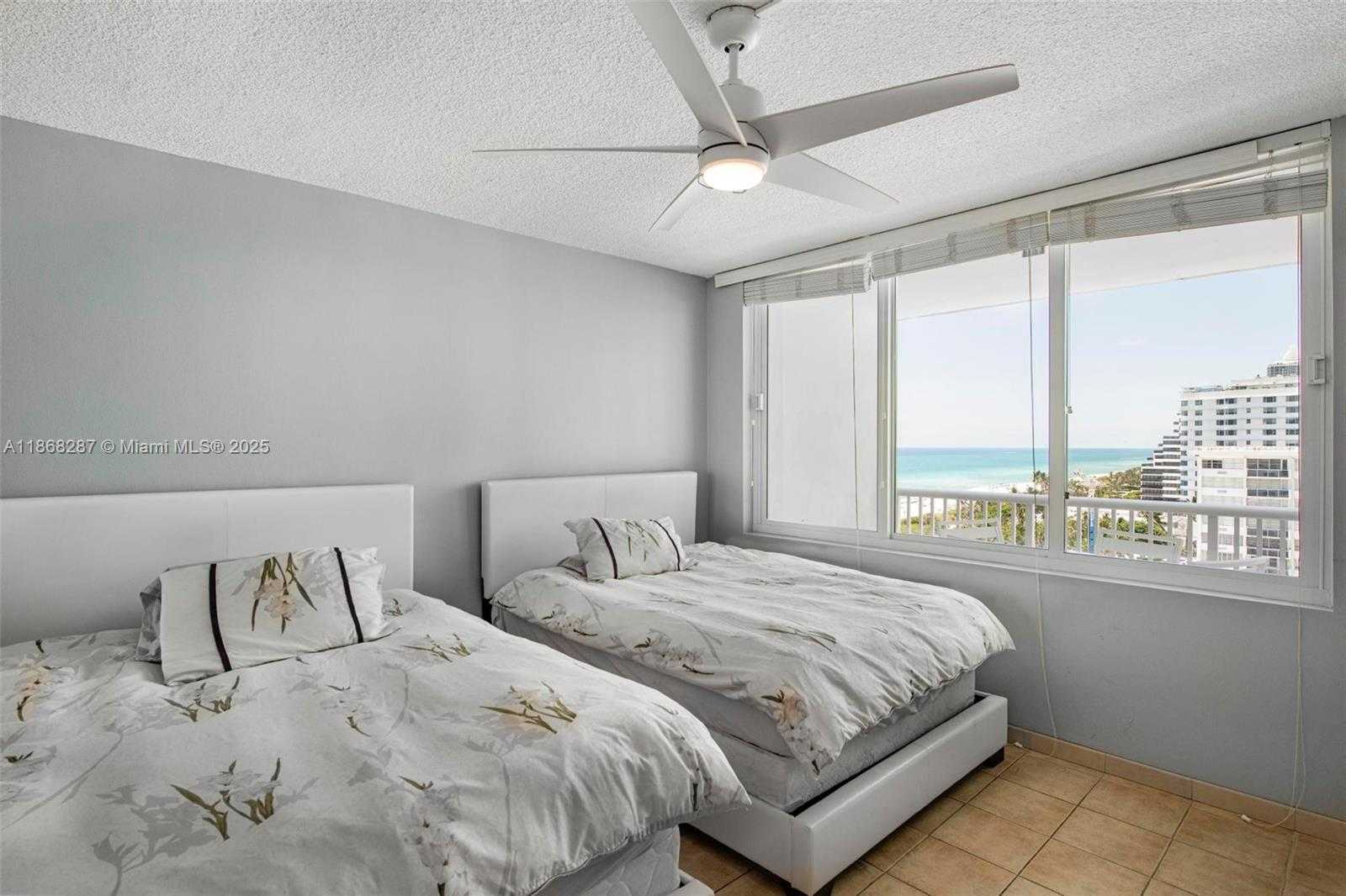 Small Image of 5401 COLLINS AVE #916, Miami Beach Number 12