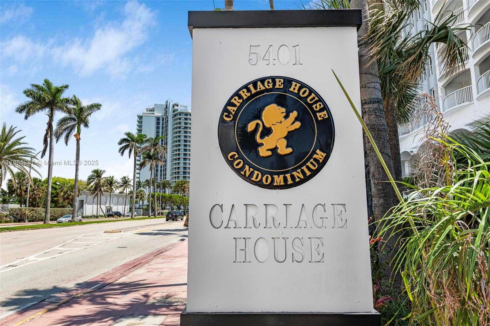 Small Image of 5401 COLLINS AVE #916, Miami Beach Number 18