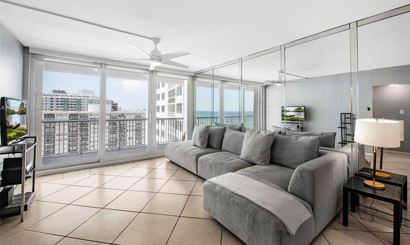 Small Image of 5401 COLLINS AVE #916, Miami Beach Number 5