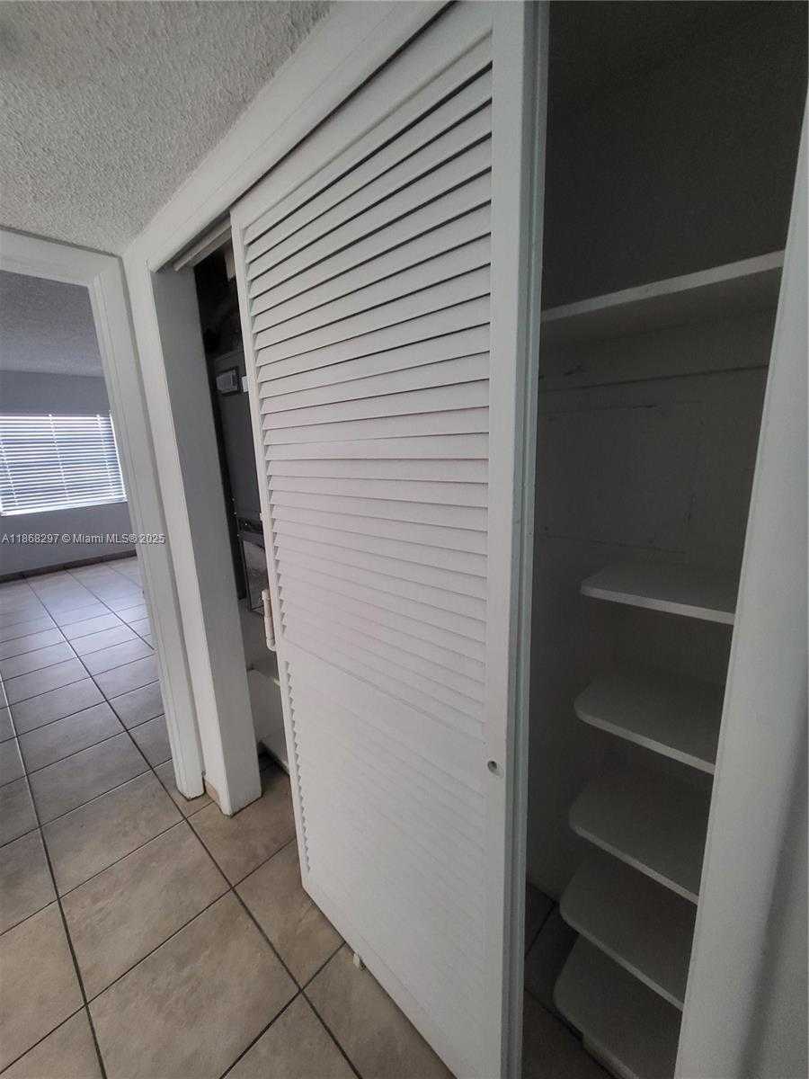Small Image of 1175 NORMANDY DR #2D, Miami Beach Number 7