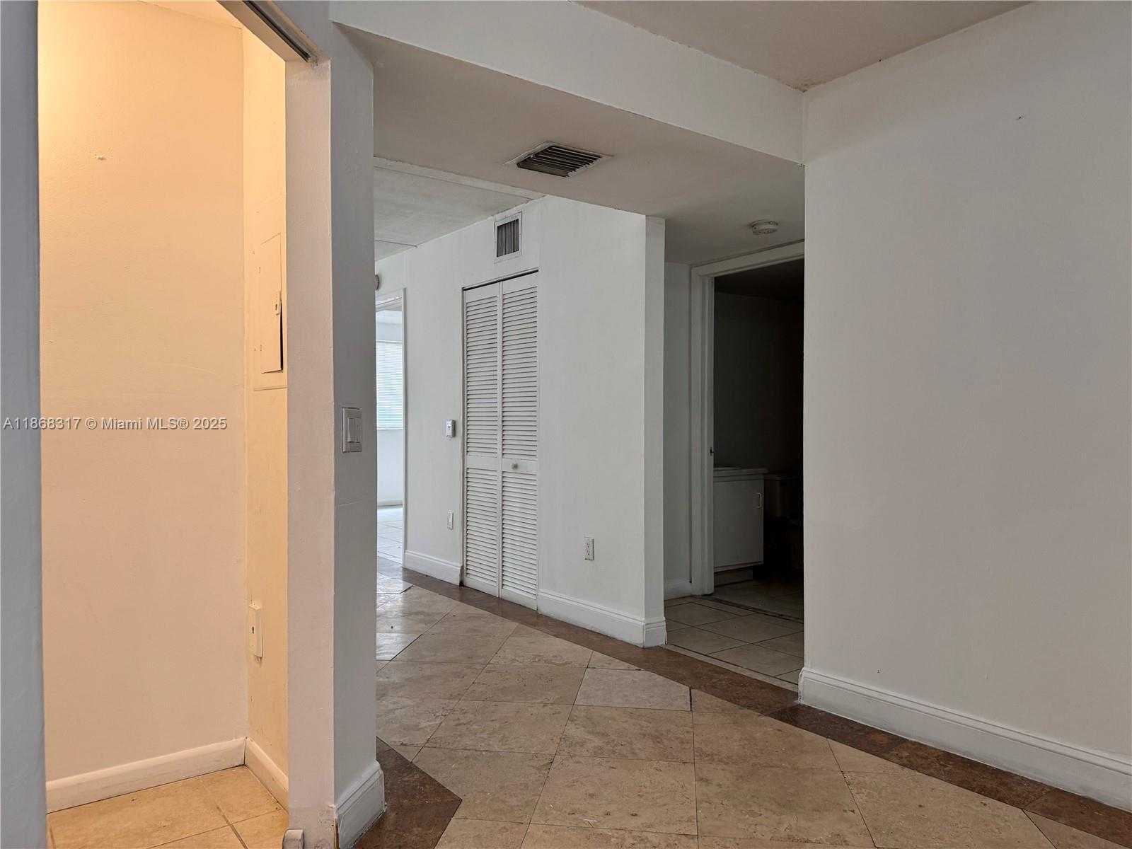Small Image of 6115 NORTH WEST 186TH ST #203, Hialeah Number 7
