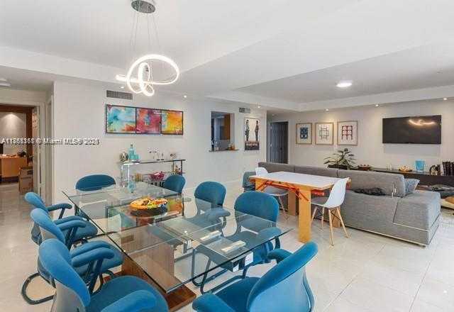 Small Image of 671 BILTMORE WAY #101, Coral Gables Number 18
