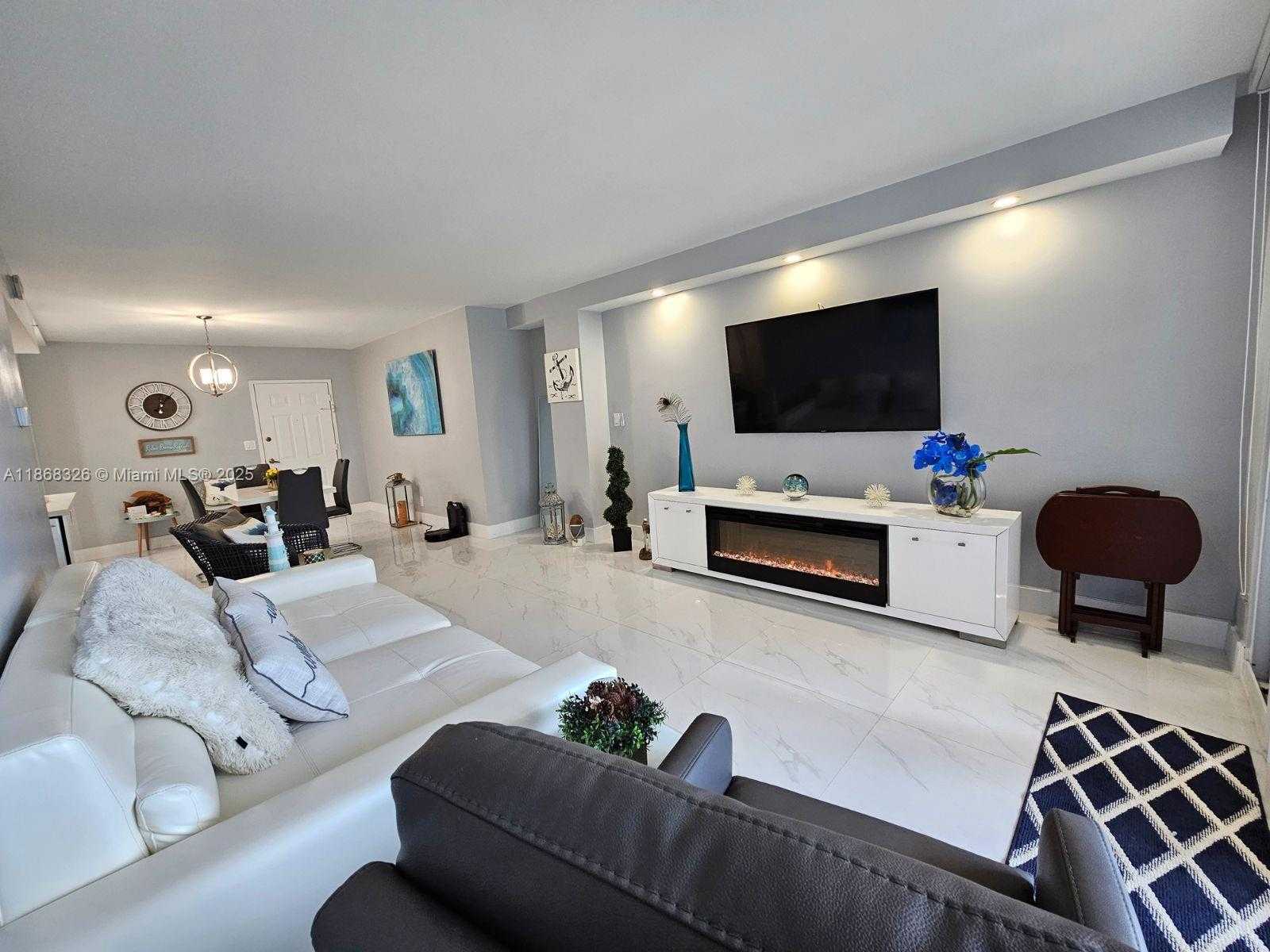 Small Image of 2501 SOUTH OCEAN DR #418, Hollywood Number 15