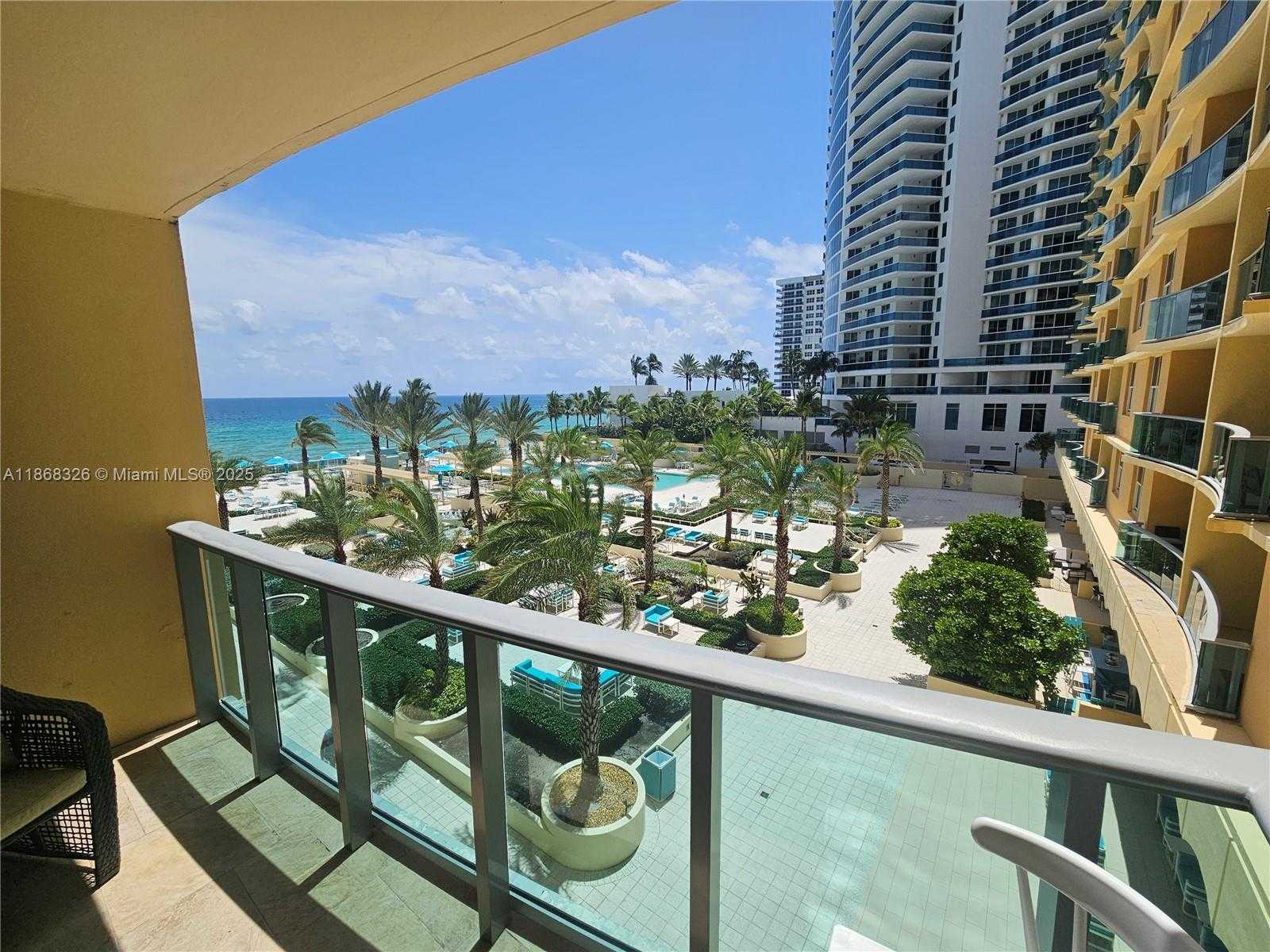 Small Image of 2501 SOUTH OCEAN DR #418, Hollywood Number 2