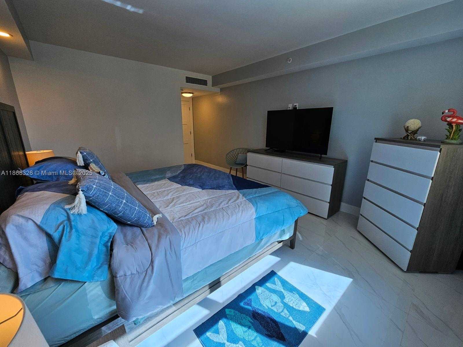 Small Image of 2501 SOUTH OCEAN DR #418, Hollywood Number 21