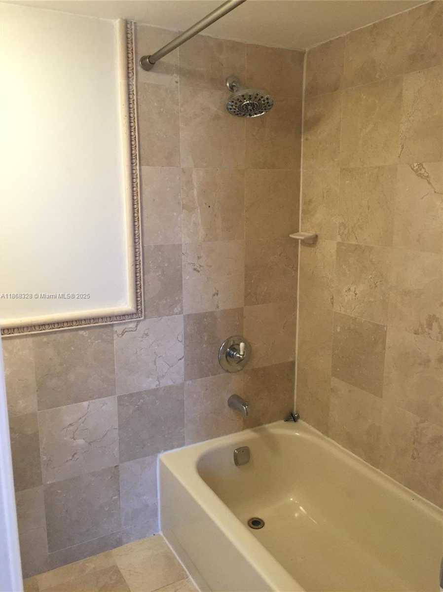 Small Image of 10288 NORTH WEST 9 ST CIR #206, Miami Number 16