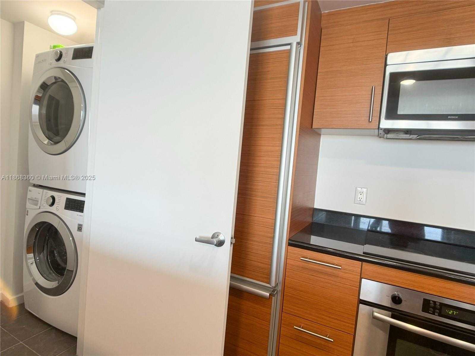 Small Image of 50 BISCAYNE BLVD #3104, Miami Number 13