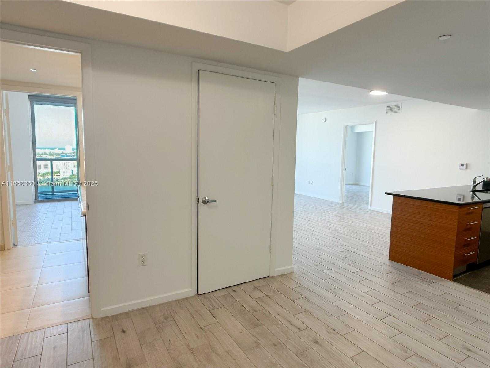 Small Image of 50 BISCAYNE BLVD #3104, Miami Number 21