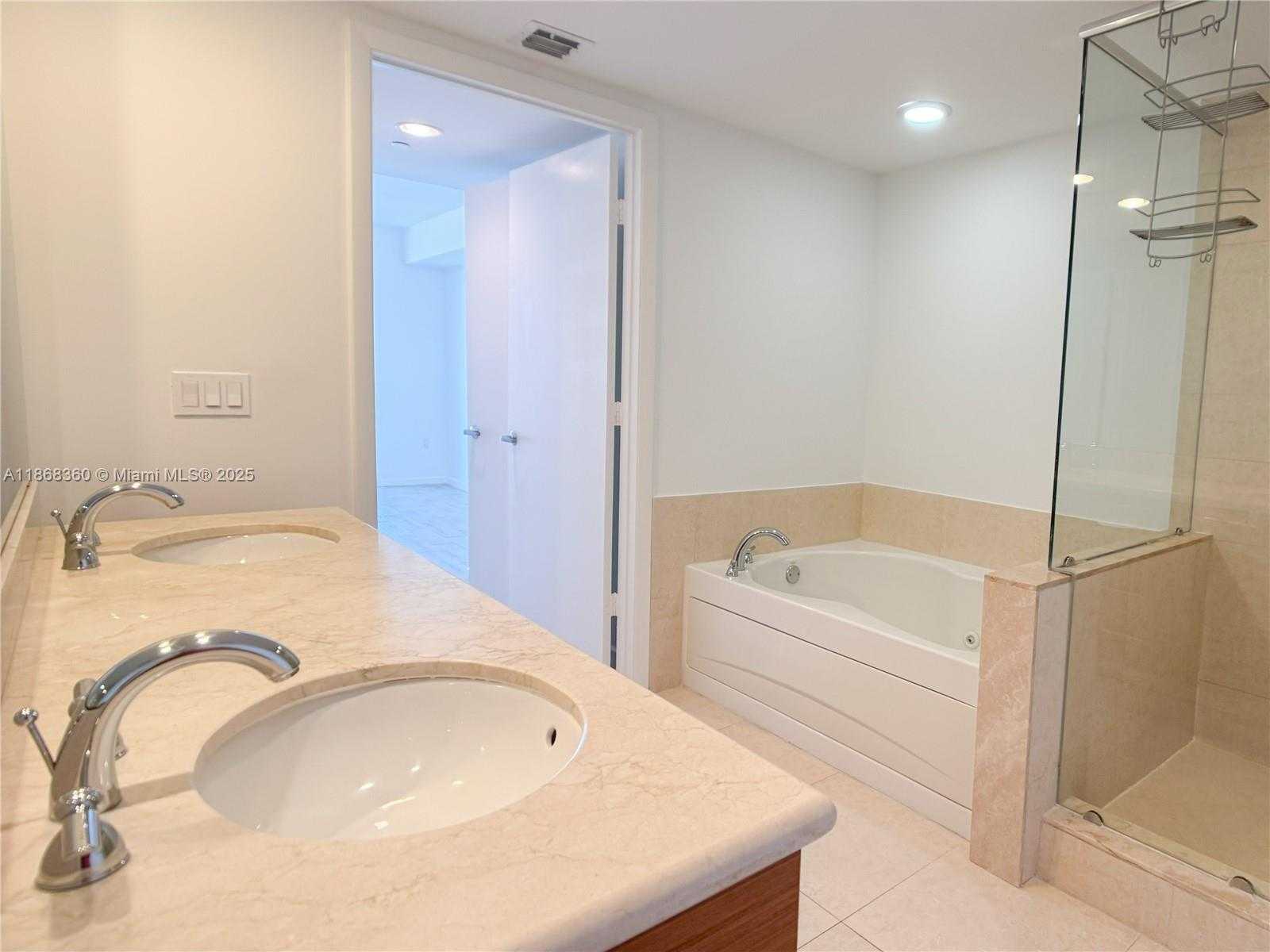Small Image of 50 BISCAYNE BLVD #3104, Miami Number 26