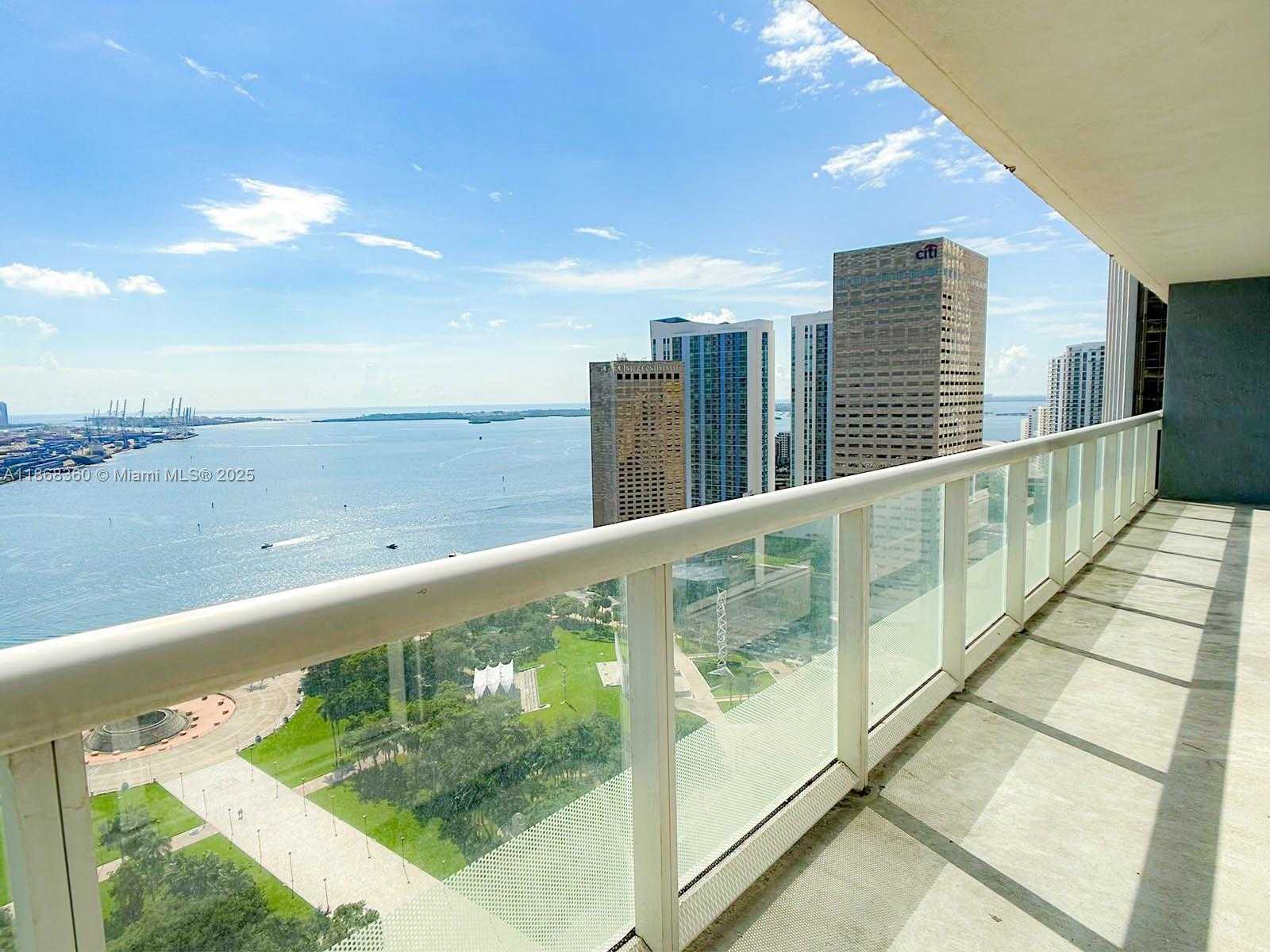 Small Image of 50 BISCAYNE BLVD #3104, Miami Number 3