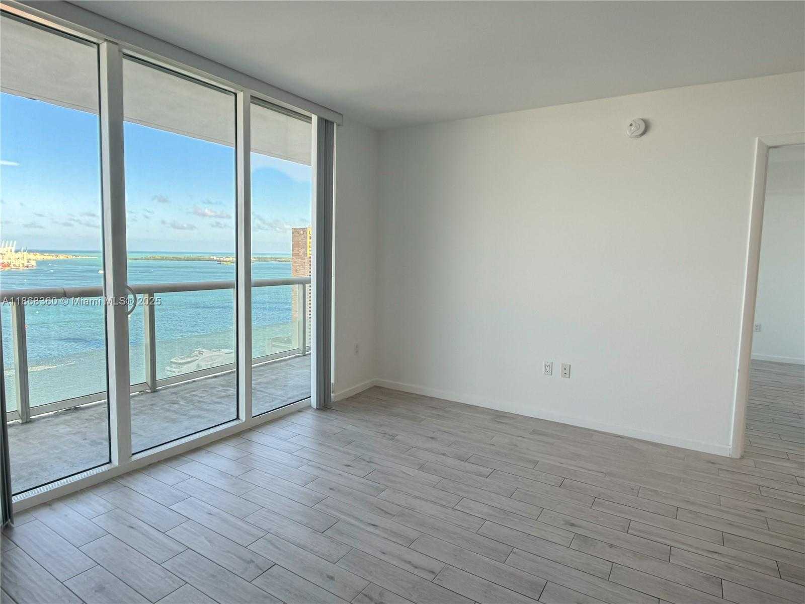Small Image of 50 BISCAYNE BLVD #3104, Miami Number 6