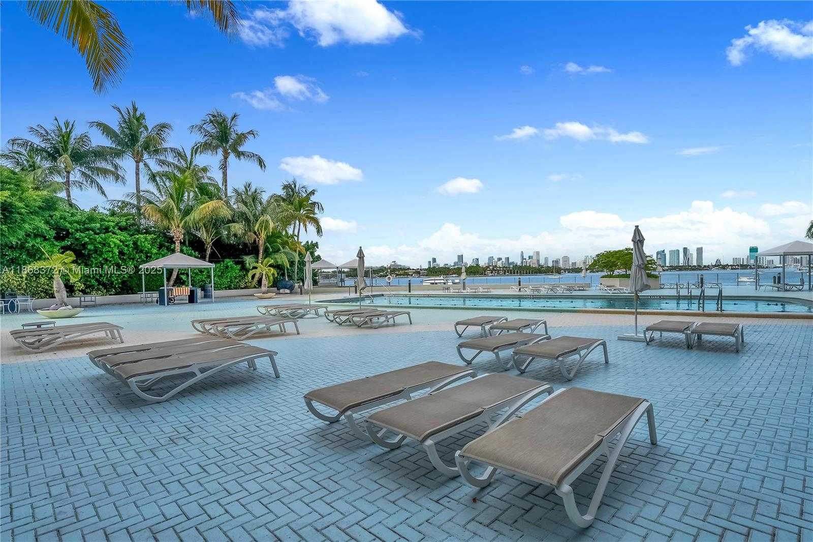 Small Image of 1200 WEST AVE #PH28, Miami Beach Number 18