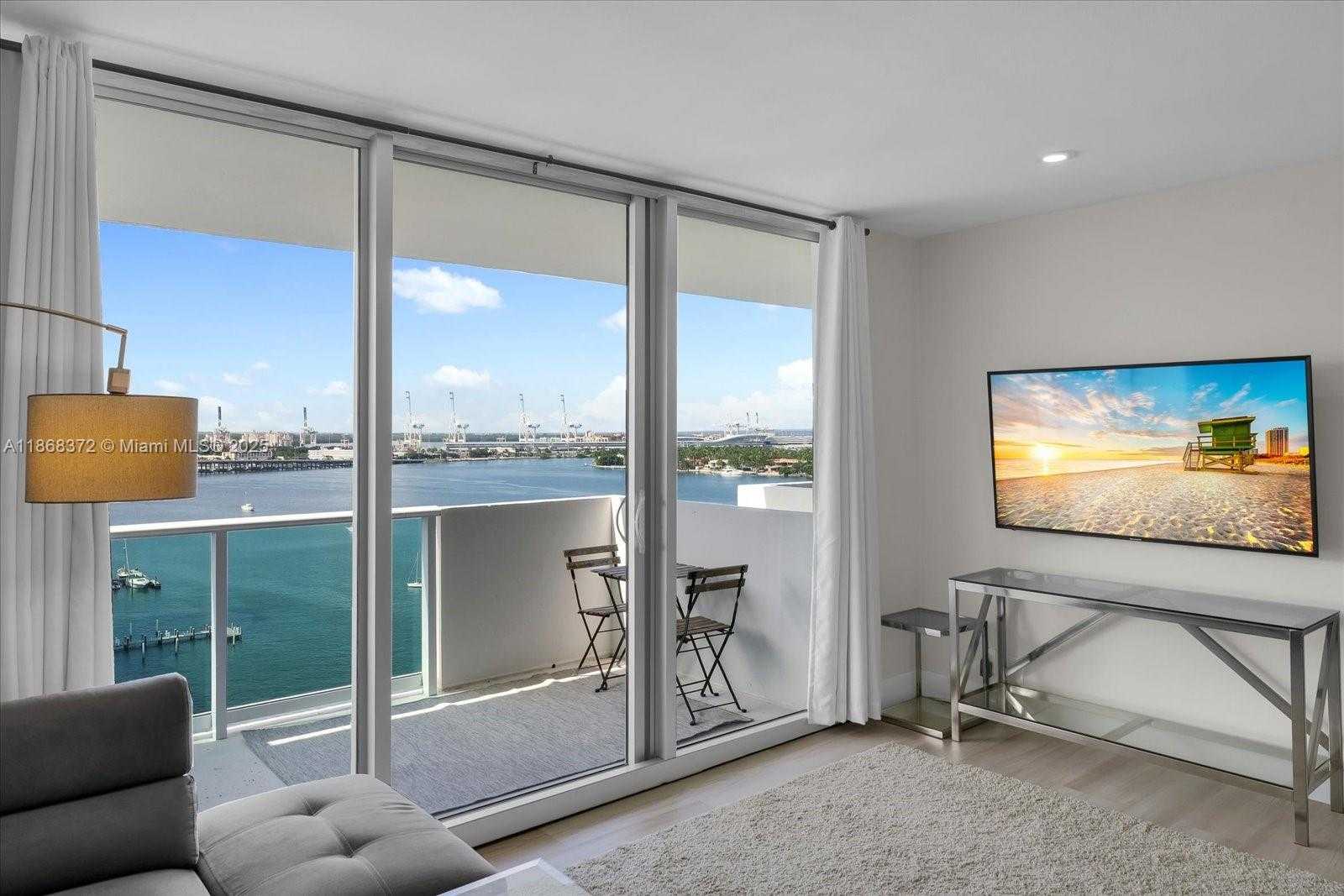 Small Image of 1200 WEST AVE #PH28, Miami Beach Number 2
