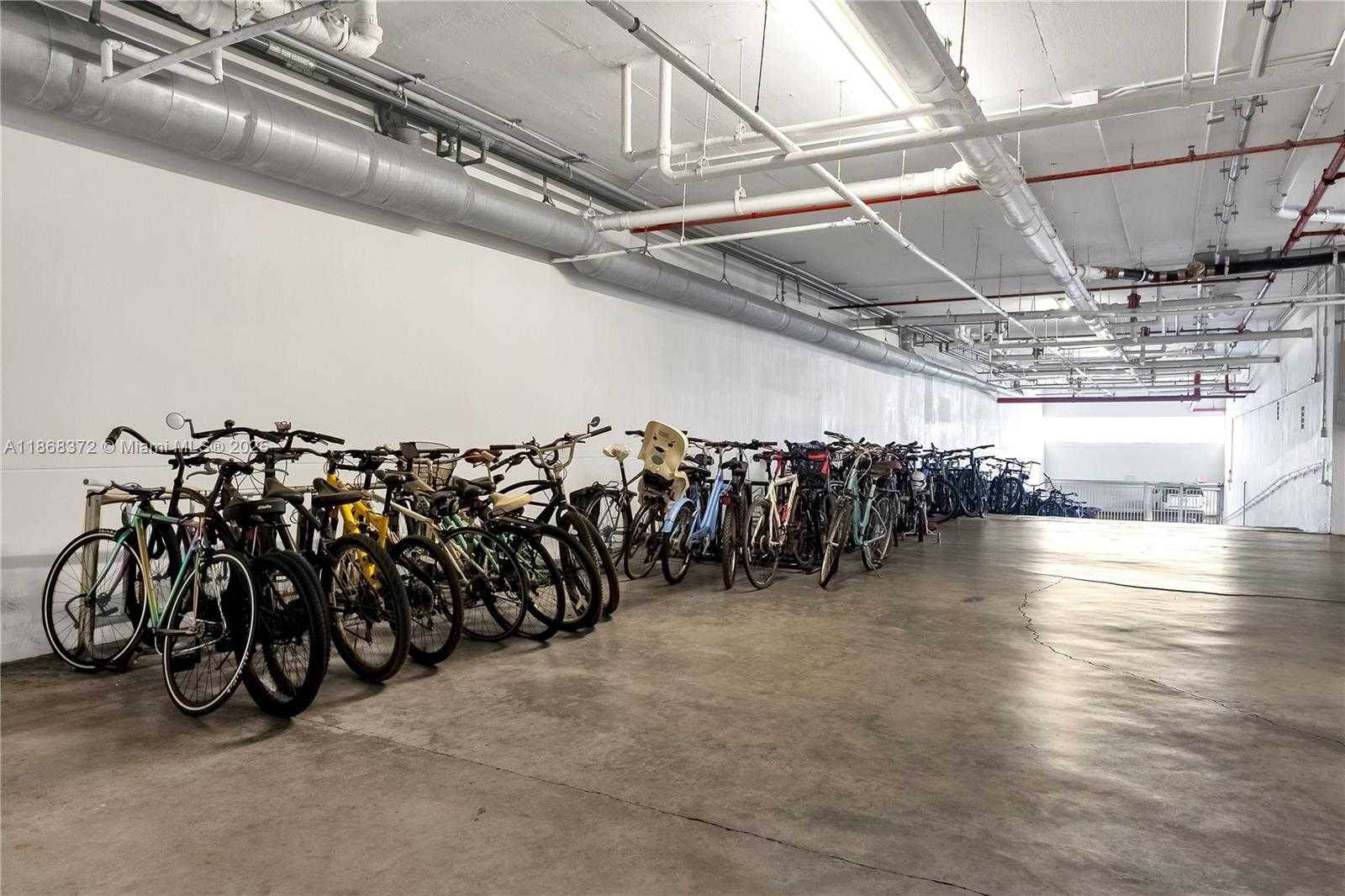 Small Image of 1200 WEST AVE #PH28, Miami Beach Number 29