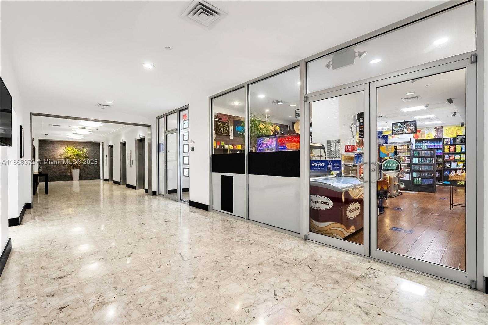Small Image of 1200 WEST AVE #PH28, Miami Beach Number 30