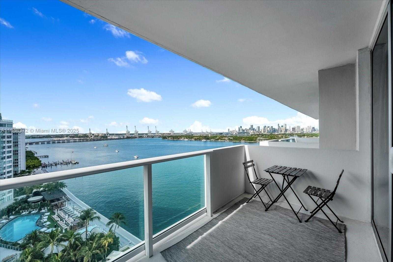 Small Image of 1200 WEST AVE #PH28, Miami Beach Number 6