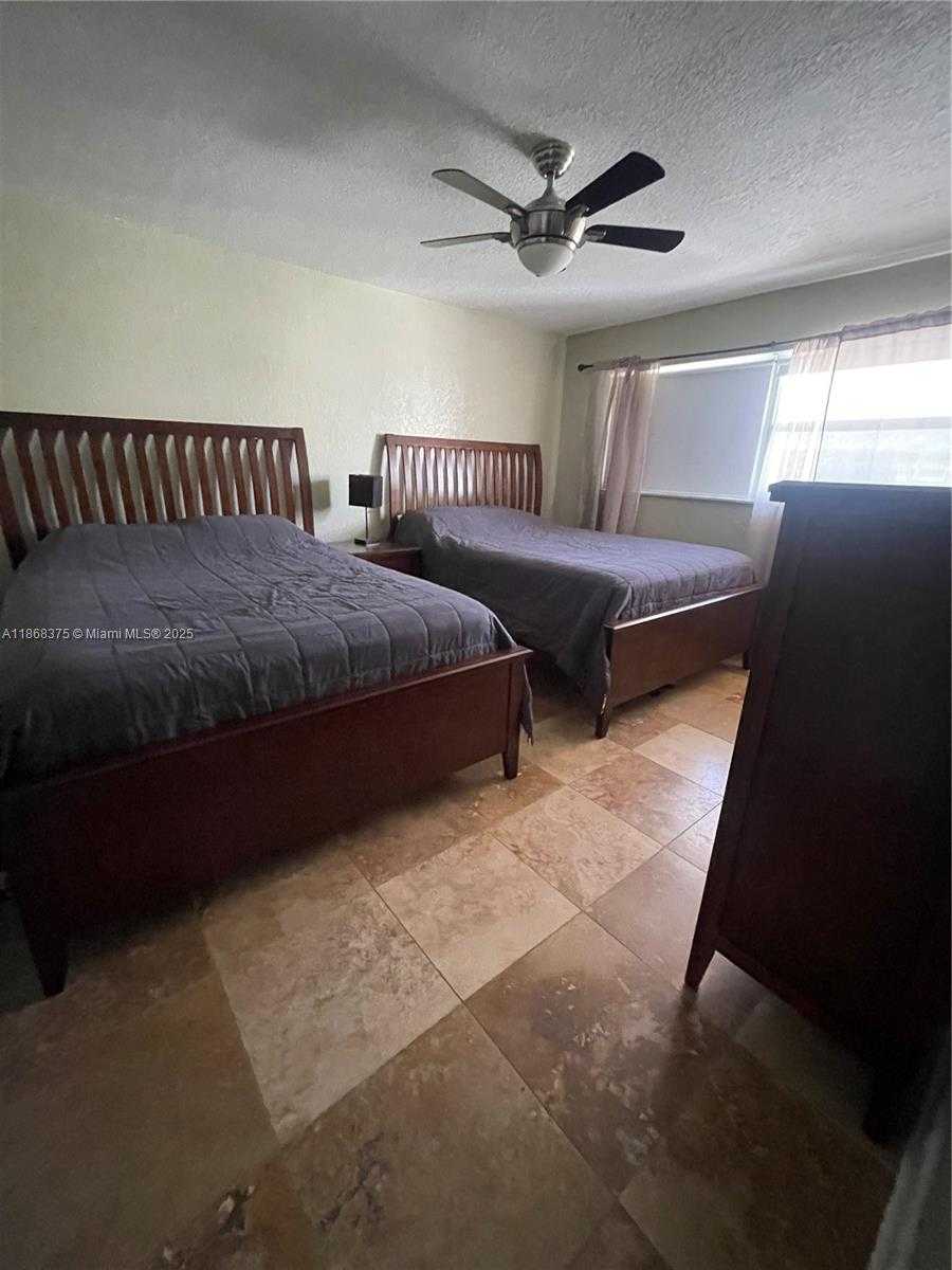 Small Image of 410 SOUTH EAST 2ND ST #422, Hallandale Beach Number 13