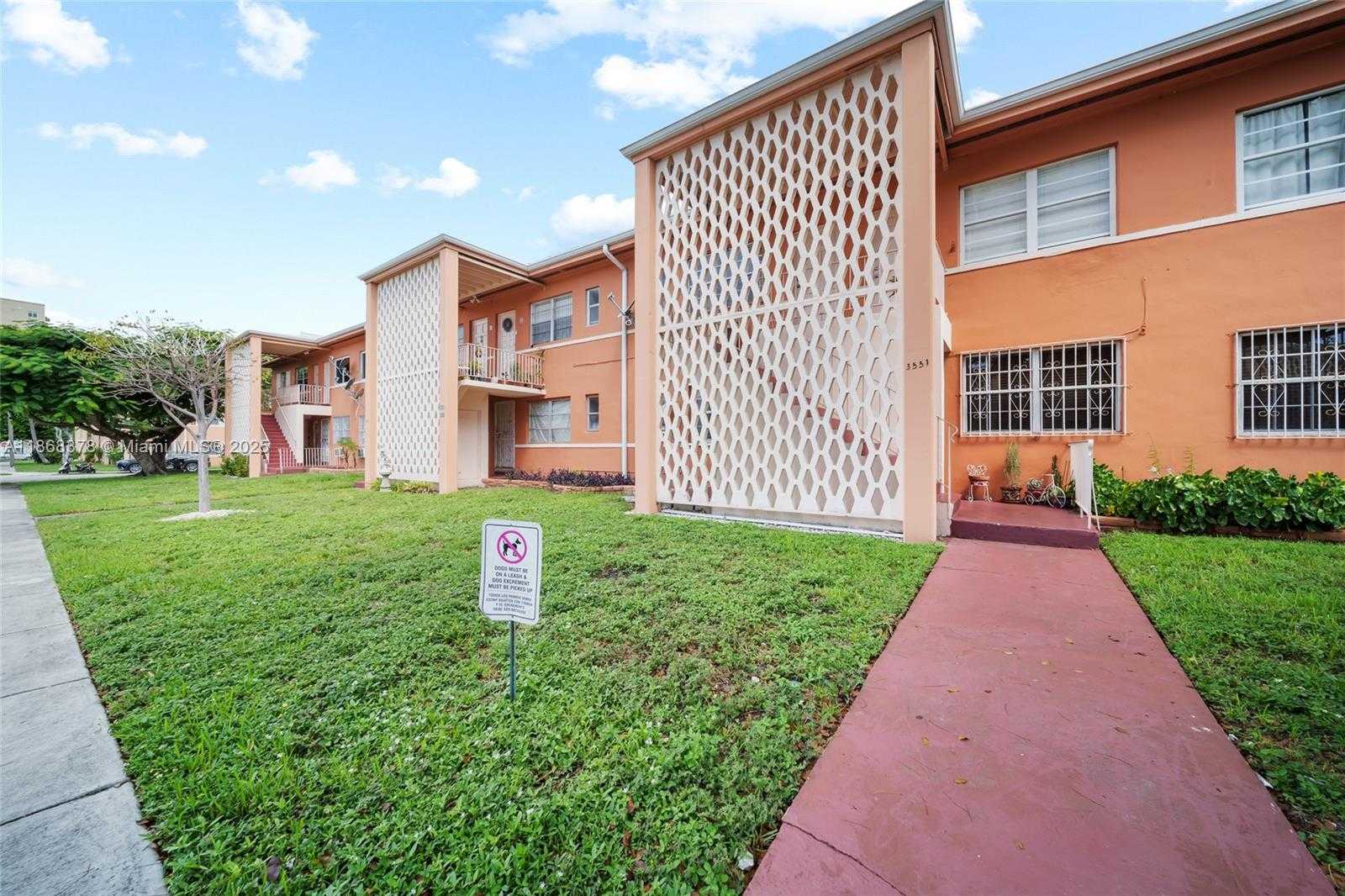 Small Image of 3551 SOUTH WEST 10TH ST #8A, Miami Number 11