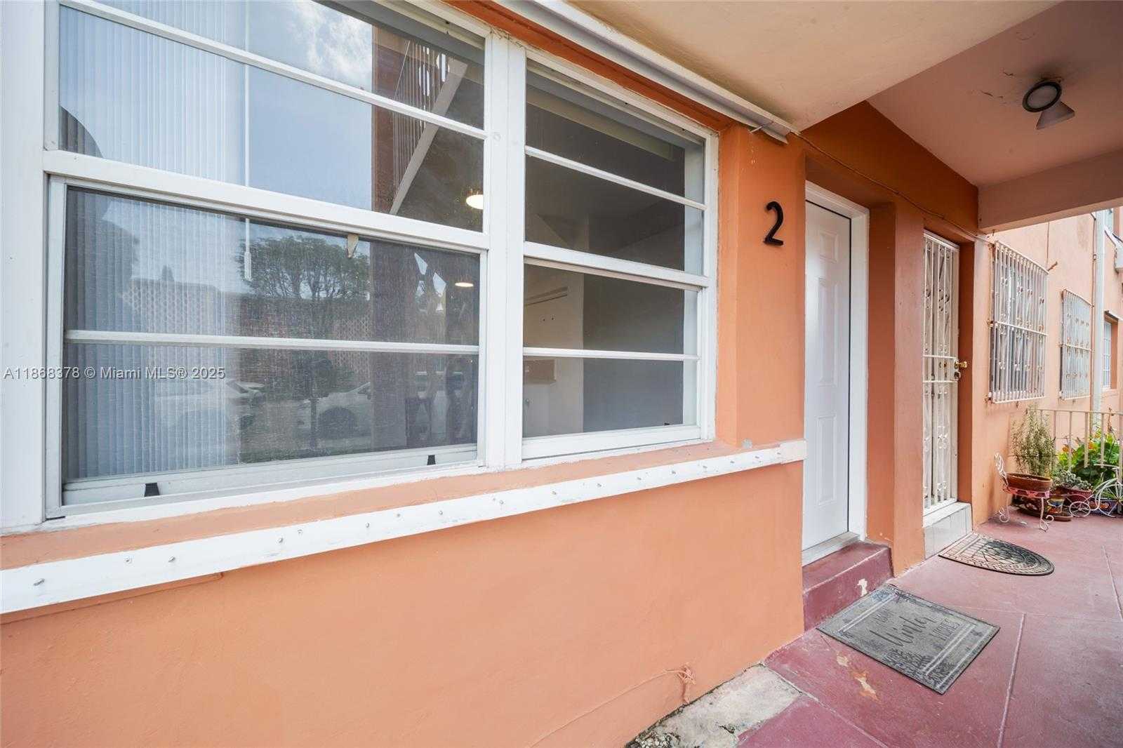 Small Image of 3551 SOUTH WEST 10TH ST #8A, Miami Number 13