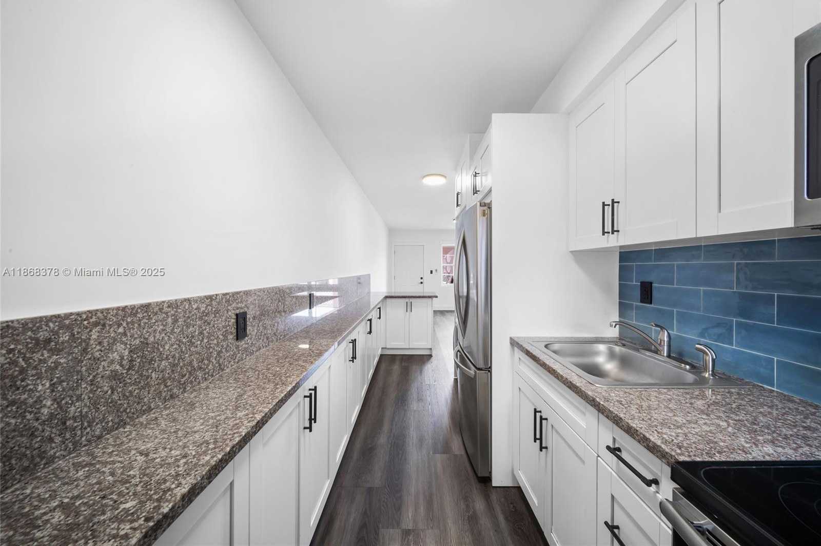 Small Image of 3551 SOUTH WEST 10TH ST #8A, Miami Number 4
